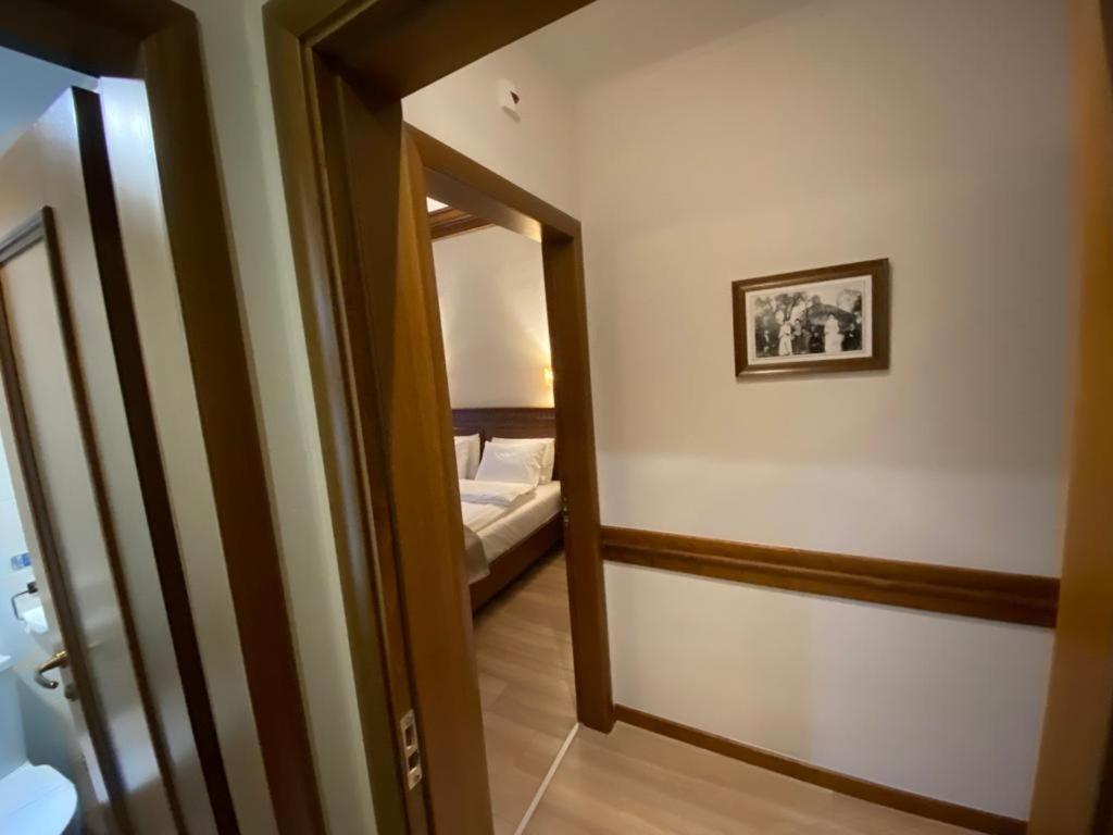 Hotel Argjiro ジロカストラ エクステリア 写真