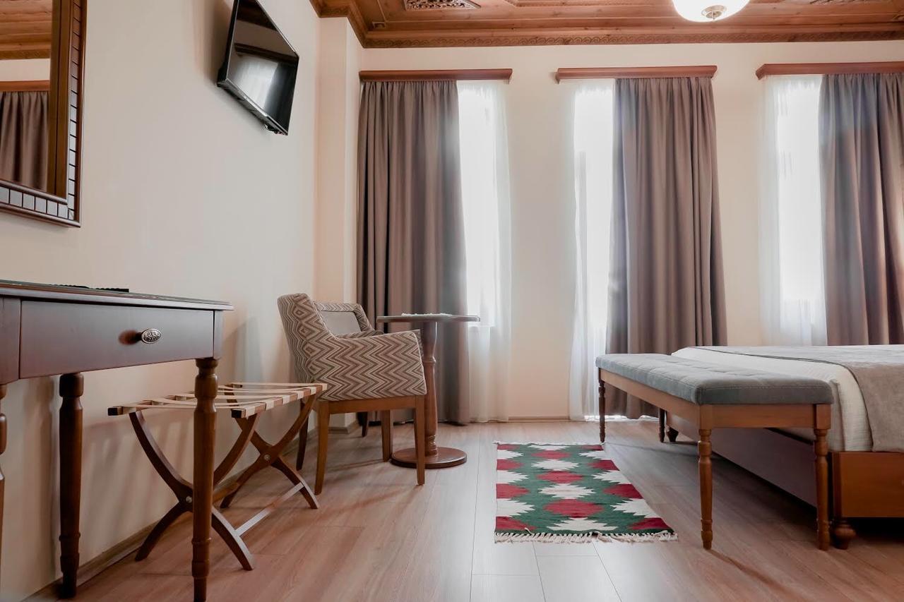 Hotel Argjiro ジロカストラ エクステリア 写真